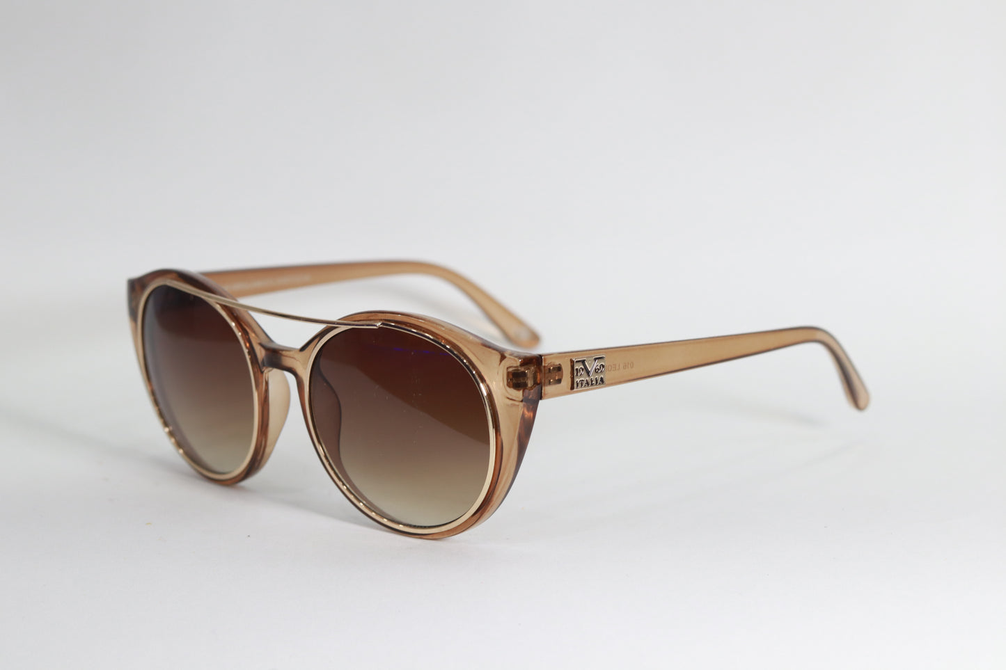 V-196 Luxe Brown Eyewear – Statement Style from Curated Archive