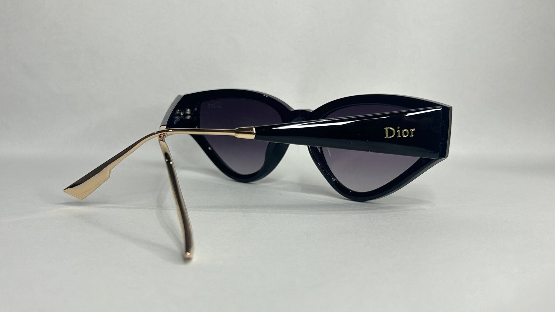 Dior - WS82219 | Black - Chashmatoo