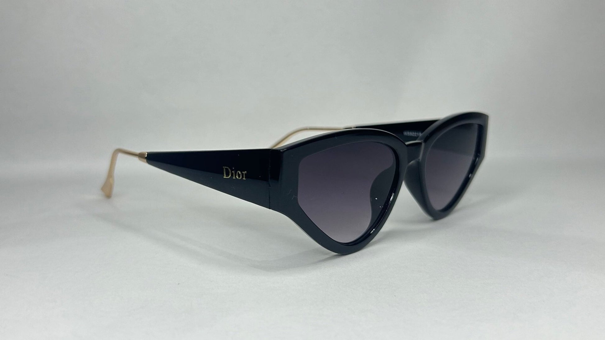 Dior - WS82219 | Black - Chashmatoo