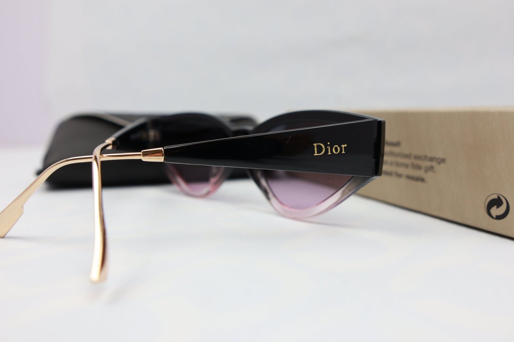 Dior - WS82219 | Rose Pink & Black - Chashmatoo