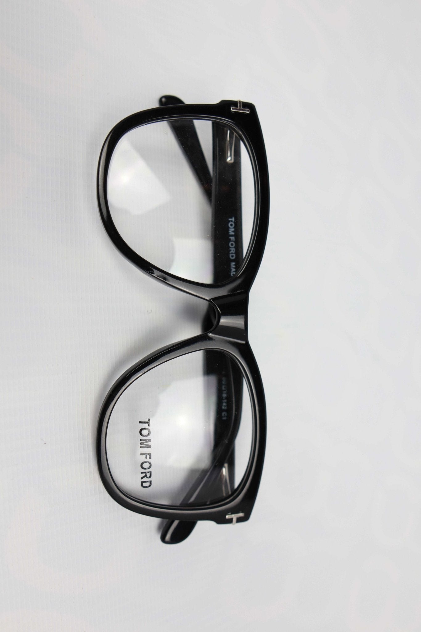 Tom Ford TF60112 | Black - Chashmatoo